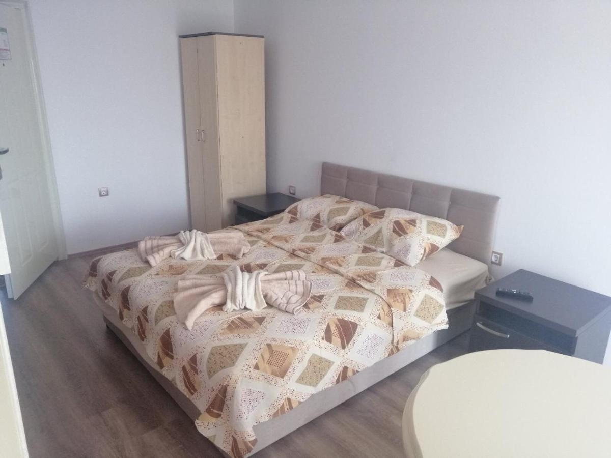 Apartments Kamenjar Novi Sad Pokoj fotografie