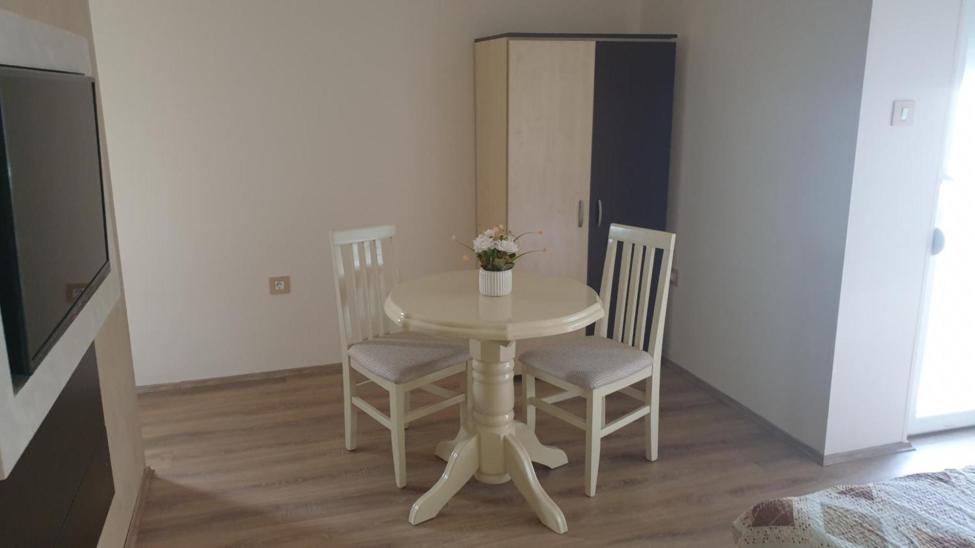 Apartments Kamenjar Novi Sad Pokoj fotografie