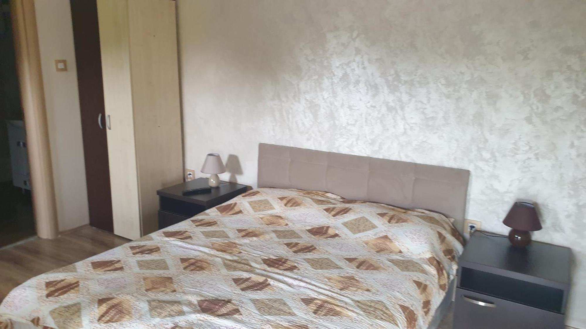 Apartments Kamenjar Novi Sad Pokoj fotografie